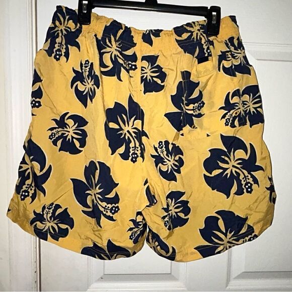St. John’s Bay Floral Print Swim Shorts - Picture 7 of 7
